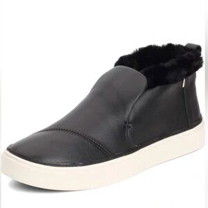 Toms black leather paxton shoes